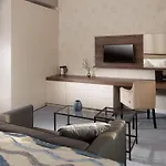 Hotel Mamaison Sulekova 4*