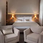 Mamaison Sulekova Hotel