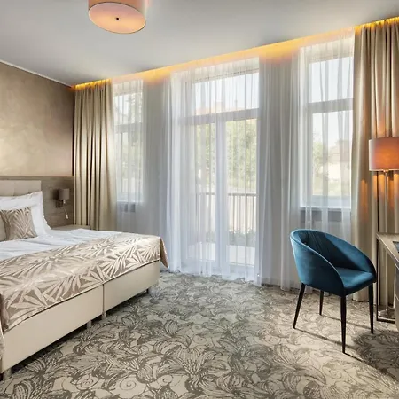Szálloda Mamaison Sulekova 4*