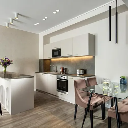 Hotel Mamaison Sulekova 4*