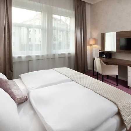 Mamaison Sulekova Otel