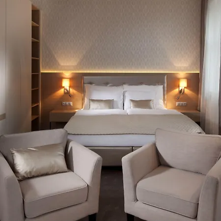 Mamaison Sulekova Otel