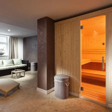 Mamaison Sulekova Otel