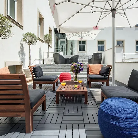 Otel Mamaison Sulekova 4*