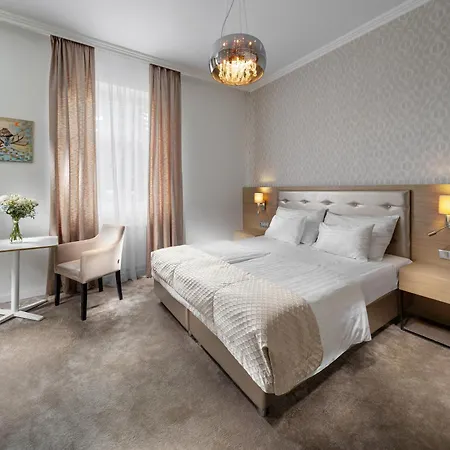 Mamaison Sulekova 4*