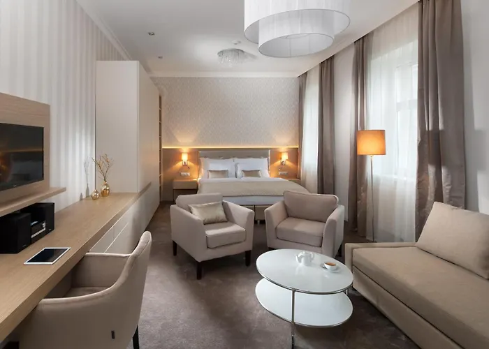 Hotel Mamaison Sulekova 4*