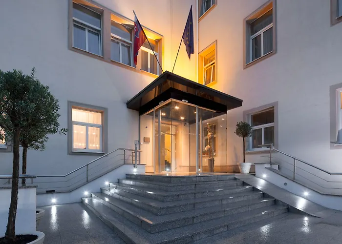 Mamaison Sulekova Hotel