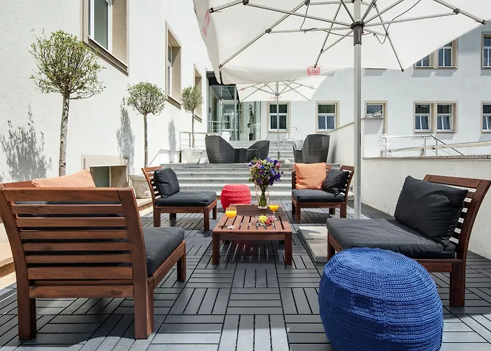 Hotel Mamaison Sulekova 4*