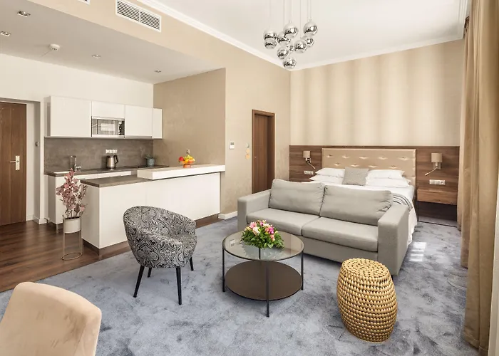 Hotel Mamaison Sulekova 4*