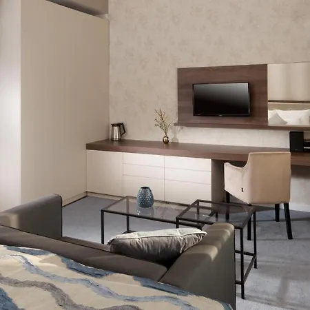 酒店 布拉迪斯拉发苏利科夫玛麦森住宿酒店 4*