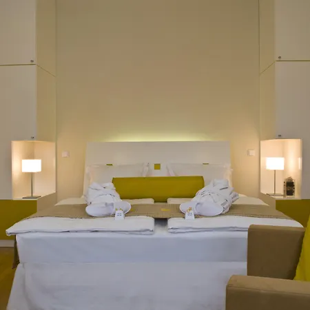 布拉迪斯拉发苏利科夫玛麦森住宿酒店